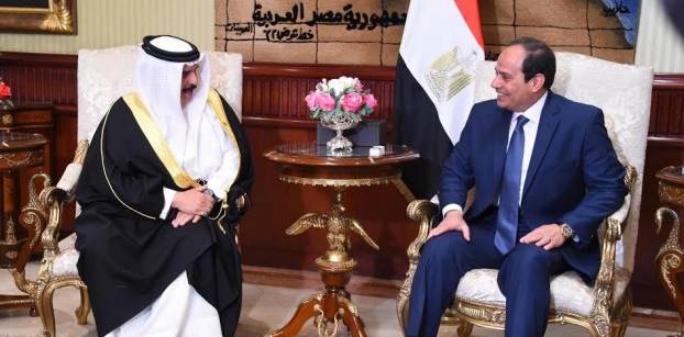 السيسي خلال لقائه ملك البحرين: مصر لن تسمح بالمساس بأمن الخليج