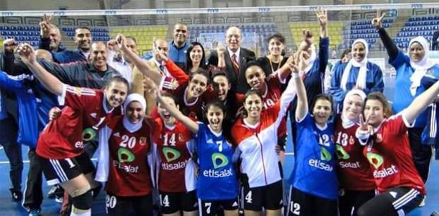 سيدات الطائرة بالأهلي يفزن على الدفاع المغربي 3- صفر في البطولة العربية