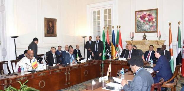 مصر ودول جوار ليبيا يعلنون مواصلة جهود الحل السياسي