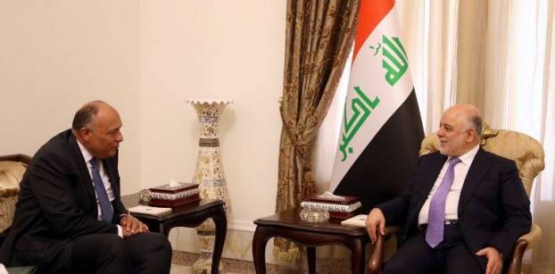 شكري يبحث مع رئيس الوزراء العراقي سبل التعاون وتعزيز العلاقات الثنائية