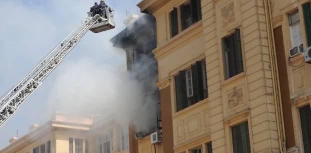 بيان: السيطرة على حريق بمبنى محافظة القاهرة أدى إلى إصابة شخصين