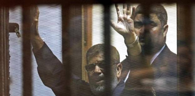 انفوجراف- الرئيس الأسبق محمد مرسي.. قضايا وأحكام