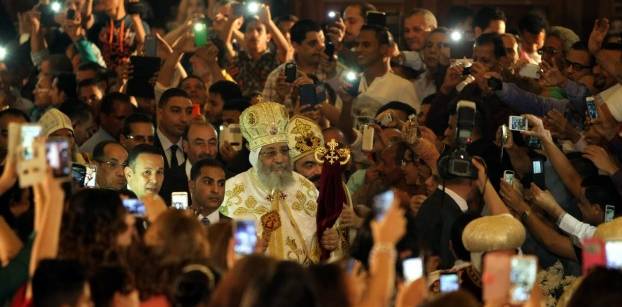 البابا تواضروس الثاني يترأس قداس عيد القيامة بالكاتدرائية