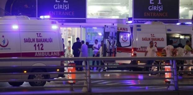 مصر تدين الهجمات الإرهابية على مطار اتاتوك باسطنبول
