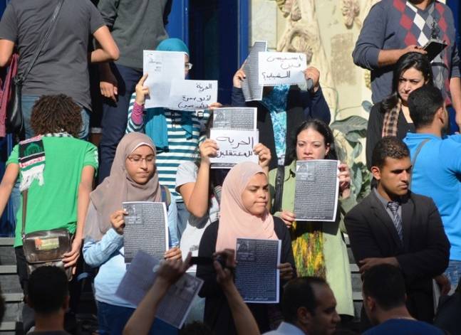 تقرير: حرية التعبير في مصر تحت طائلة "ترسانة من القوانين المقيدة للحريات"