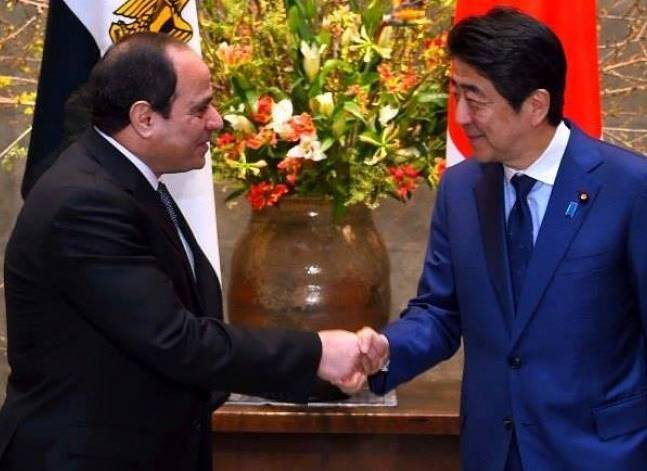 السيسي لشينزو آبي: مصر ترحب بالمستثمرين والشركات اليابانية