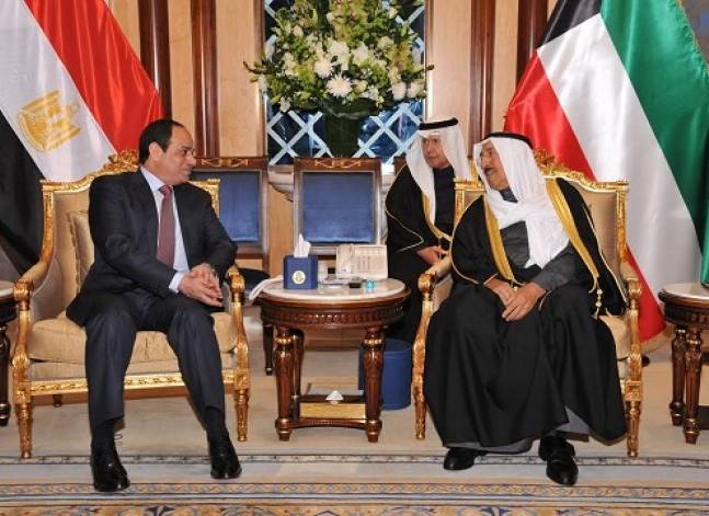 السيسي يبحث هاتفيا مع أمير الكويت قضايا عربية وإقليمية