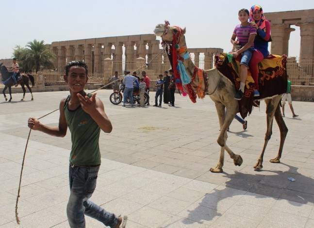 الجارديان: السياحة المصرية مازالت تترنح ولكن الأمل يلوح في الأفق