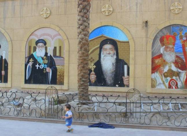 العجاتي: الكنائس المصرية الثلاث توافق على مشروع قانون بناء الكنائس