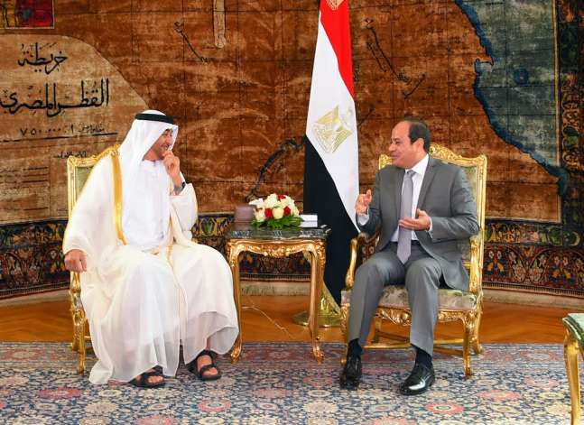 السيسي يبحث مع ولي عهد أبو ظبي العلاقات الثنائية والقضايا الإقليمية