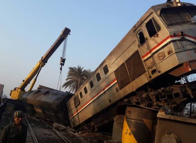 الإحصاء: 18.3% ارتفاعا في حوادث القطارات خلال 2015 بسبب "المزلقانات"