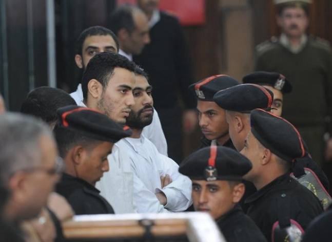 تأجيل محاكمة المتهمين باغتيال هشام بركات وتغريم رئيس مصلحة السجون