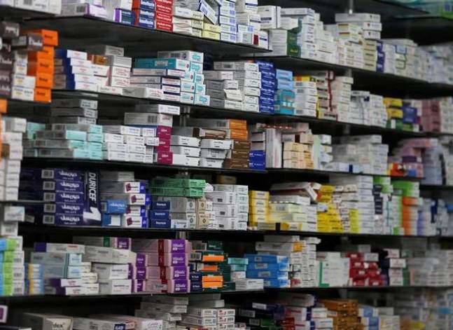 مصر ترفع أسعار بعض الأدوية بعد هبوط العملة
