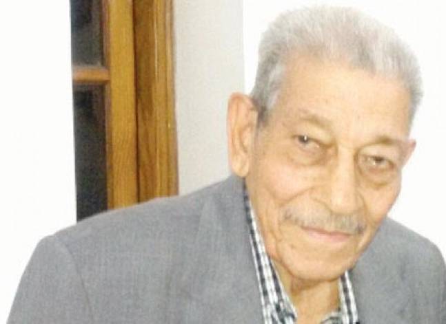 وفاة الكاتب يوسف الشاروني عن 92 عاما