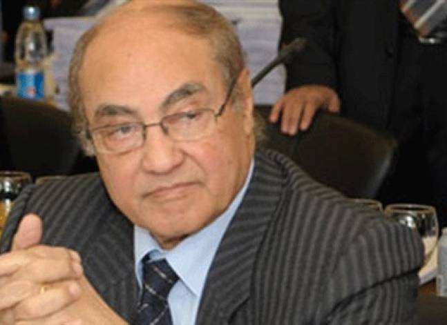 وفاة فاروق أبو زيد عميد كلية الإعلام الأسبق عن عمر يناهز 75 عاما