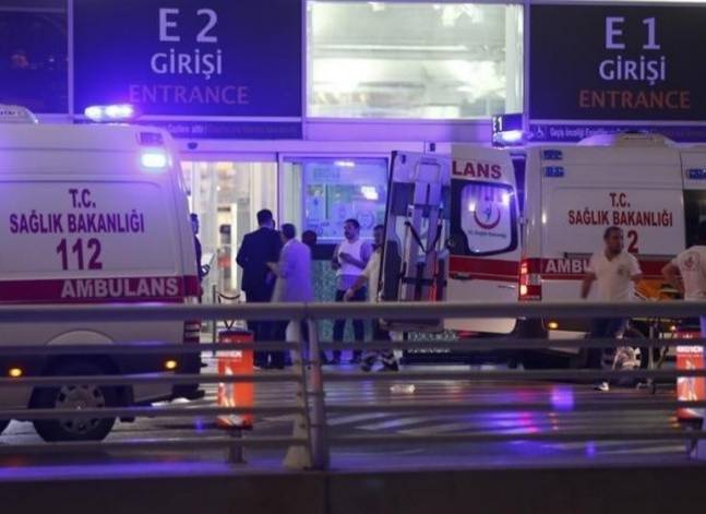مصر تدين الهجمات الإرهابية على مطار اتاتوك باسطنبول