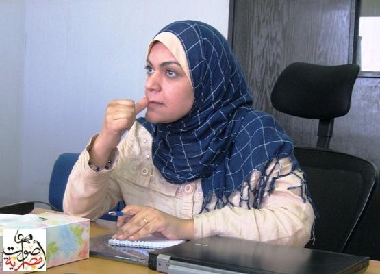 نوارة نجم : دعوات عودة المرأة الى المنزل تعجل بسقوط النظام  