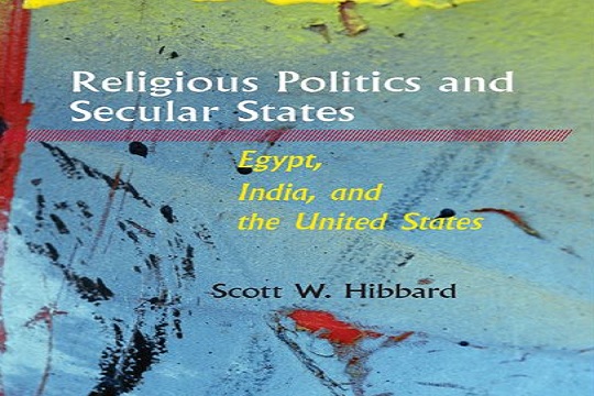 كاتب: استغلال الدين في السياسة وجه ضربة للعلمانية بمصر والهند وامريكا