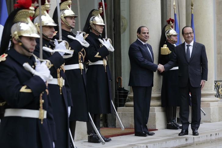 السيسي ووزير الدفاع الفرنسي يبحثان تعزيز التعاون العسكري بين البلدين