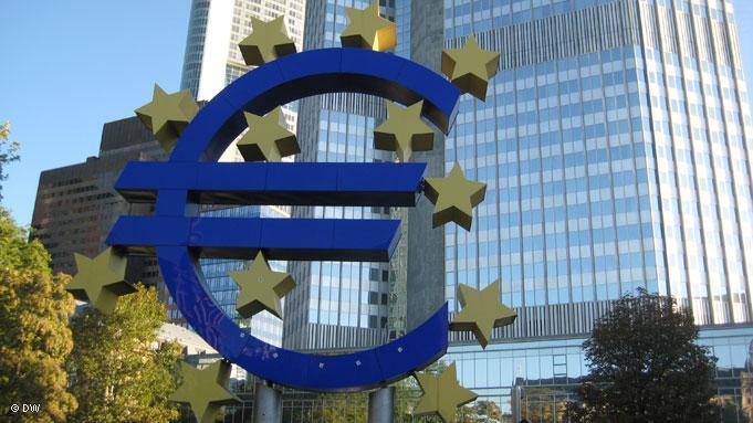 اليورو يقفز لأعلى مستوياته في عام أمام الجنيه المصري 