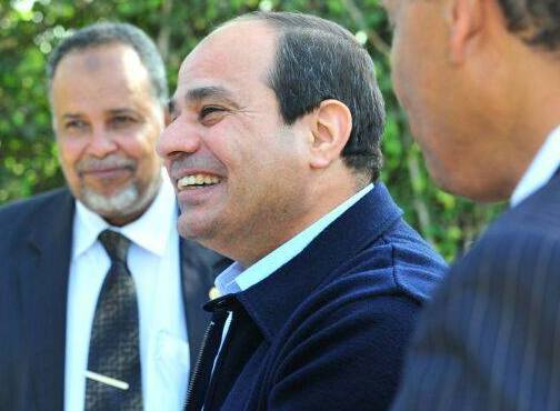 الإيكونومست: رئيس مصر المحتمل يتظاهر بأنه مدني