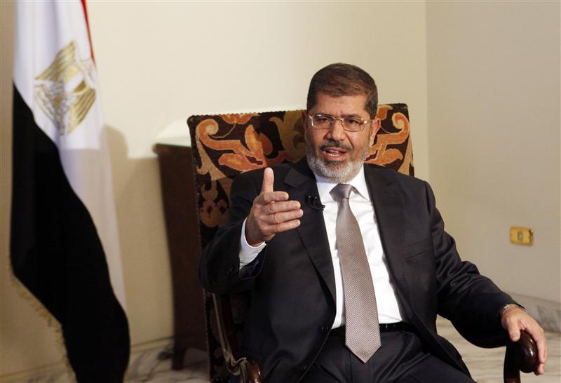 مرسي يعقد لقاءا موسعا مع الأحزاب المصرية وقيادات الأزهر والكنيسة غدا