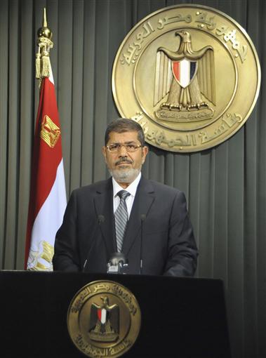 مجلس الوزراء يوافق على مشروع قرار رئاسي بإلغاء بعض قرارات عفو أصدرها مرسي