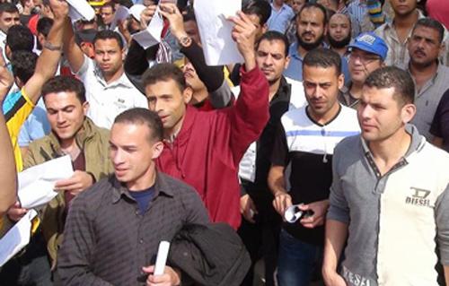 إصابة عشرات المتقدمين لمكتب القوى العاملة بالإسكندرية بعد انهيار سلم المبنى