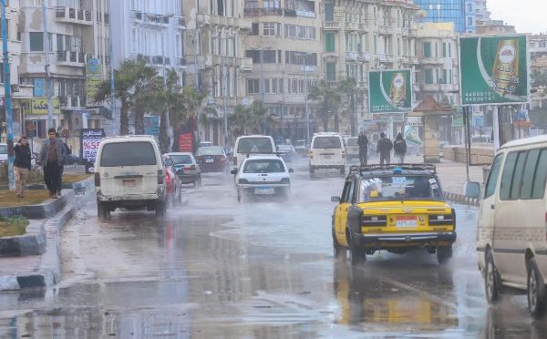 أمطار غزيرة على الإسكندرية في 