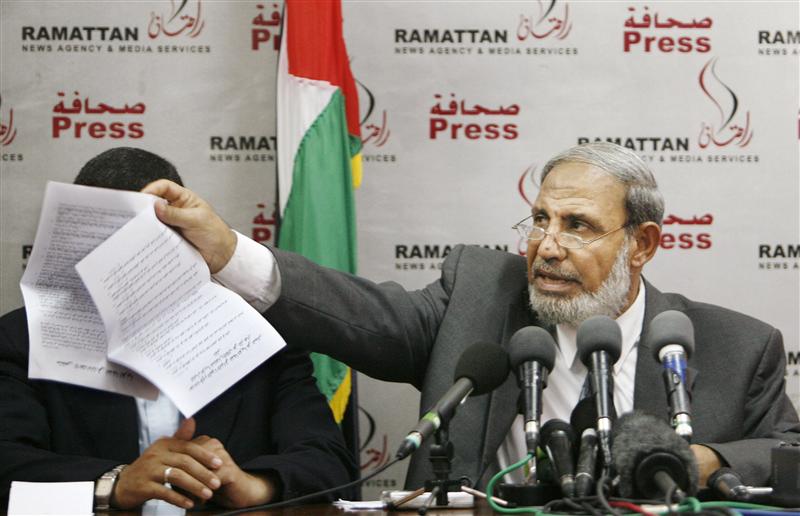 الرئيس مرسي يبحث مع خالد مشعل تطورات المصالحة ودعم القضية الفلسطينية