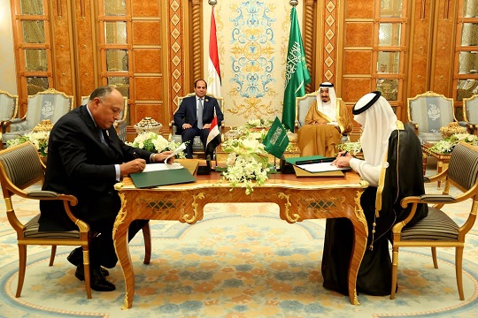 مصر والسعودية توقعان على إنشاء مجلس لتنفيذ 