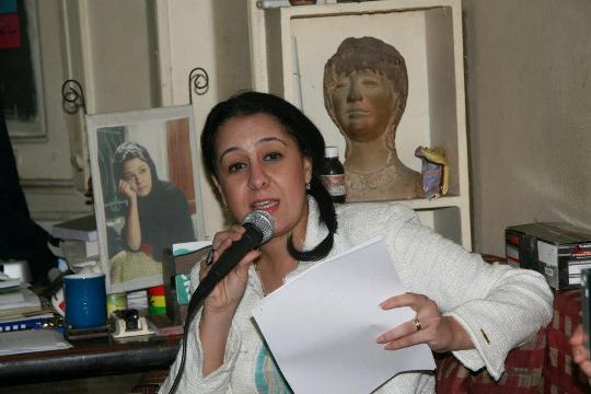 بالفيديو- شاعرة مصرية: ثورة 25 يناير أعطت فرصة أكبر للشاعرات في الإبداع