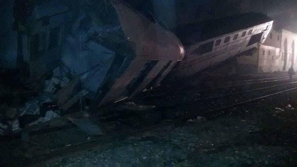 إصابة 69 شخصا إثر انقلاب قطار ببني سويف.. والنيابة تفتح تحقيقاً في الحادث