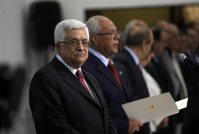 وكالة: الرئيس الفلسطيني يزور مصر غدا للتشاور مع السيسي لوقف إطلاق النار في غزة