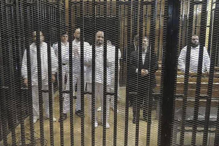 تأجيل محاكمة محمد مرسي وآخرين في قضية التخابر إلى 17 أغسطس