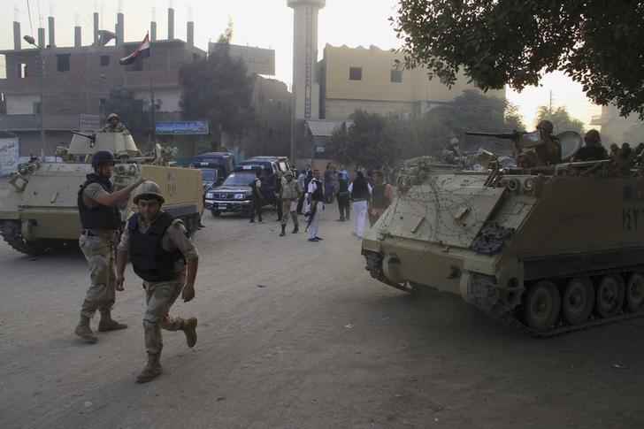 قوات الأمن تقتحم منطقة العياط بالجيزة لضبط العناصر الإرهابية والإجرامية