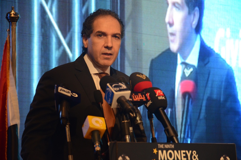 حجازي: الحكومة تخطط لتشجيع الاستثمارات وفتح أسواق جديدة أمام الصادرات المصرية