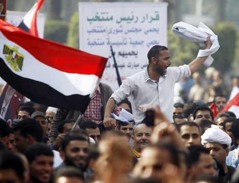 محدث 2 -الإسلاميون بمصر يحتشدون في العاصمة تأييدا لمرسي