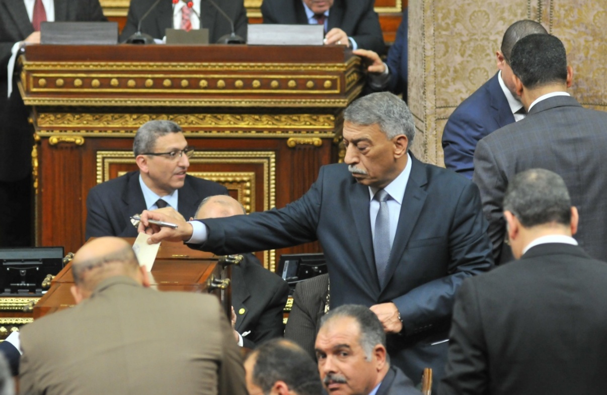 أبو شقة: عرض لائحة النواب على مجلس الدولة قبل إقرارها بشكل نهائي