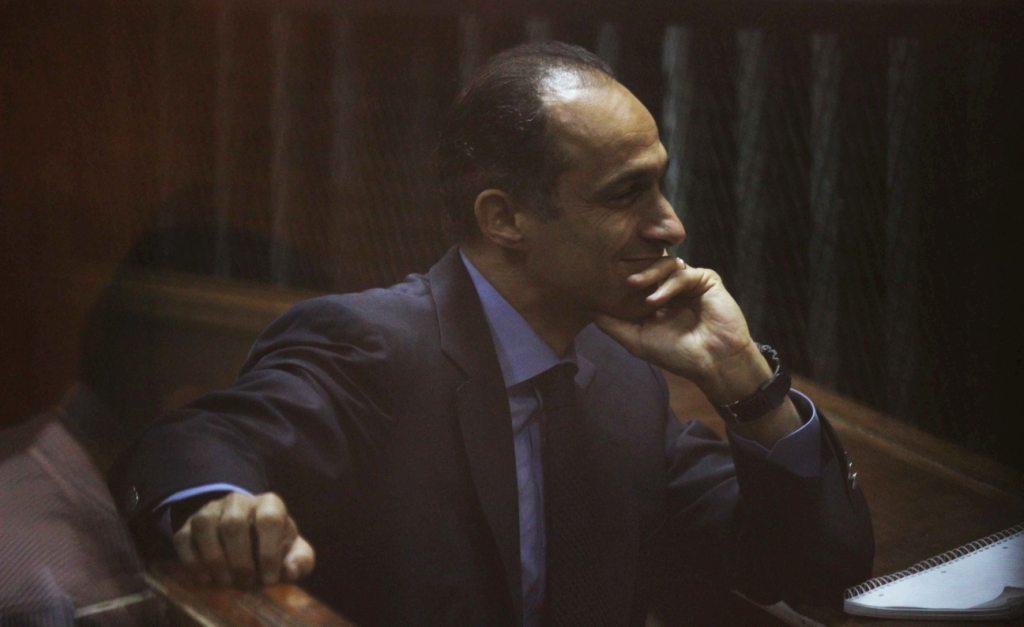تأجيل محاكمة جمال وعلاء مبارك في قضية 