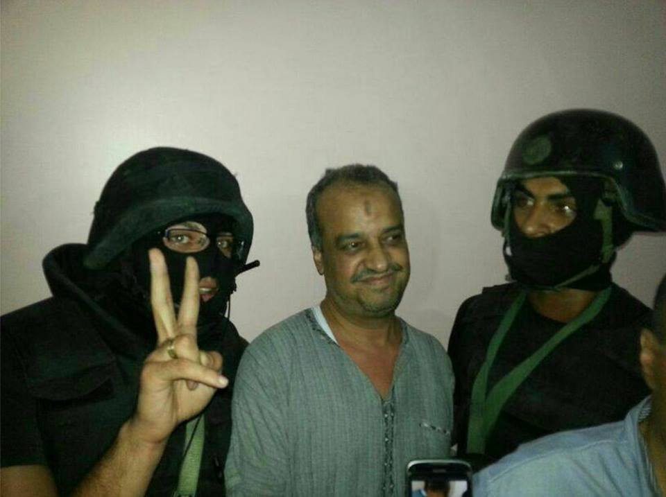 حبس البلتاجي والحسيني لمدة 15 يوما بتهم الإرهاب والتحريض على القتل في أحداث رابعة