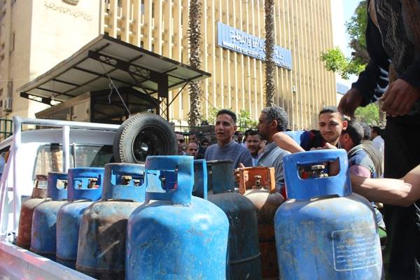 مصر ترفع أسعار الغاز الطبيعي للاستخدام المنزلي والتجاري