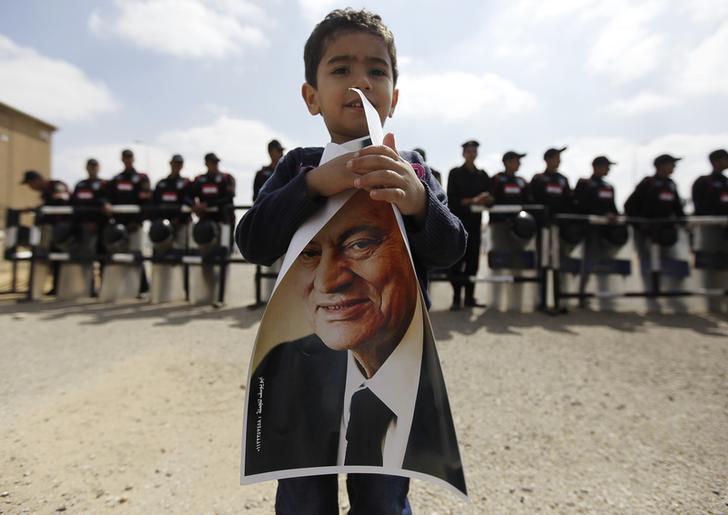 التسلسل الزمني لمحاكمة الرئيس السابق حسني مبارك