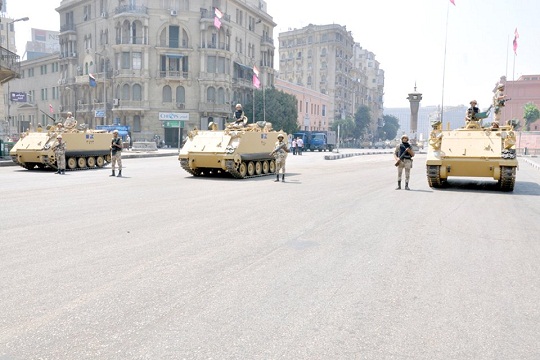 مرور القاهرة: جميع الطرق الرئيسية تعمل بانتظام.. وميدان التحرير مغلق منذ الصباح