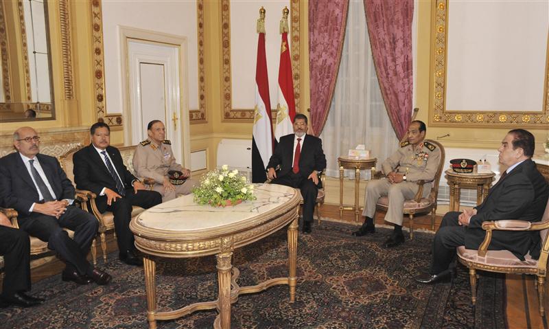 الرئيس المصري يقول إن بلاده ستحترم المعاهدات الدولية