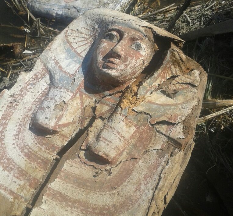 لجنة فنية تؤكد أثرية مومياوات عثر عليها في ترعة الناصرية بالمنيا