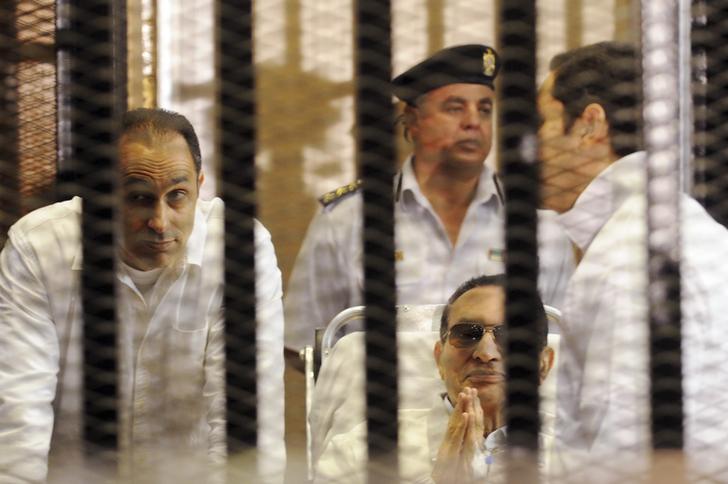 محدّث- حكم بسجن حسني مبارك 3 سنوات في قضية 