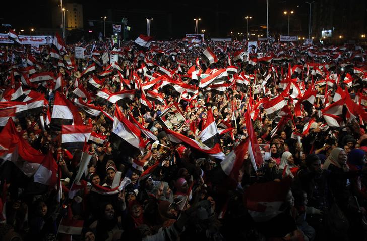 بالإنفوجراف.. بعد أربع سنوات من الثورة أين وصل رموز نظام مبارك وائتلاف شباب الثورة؟