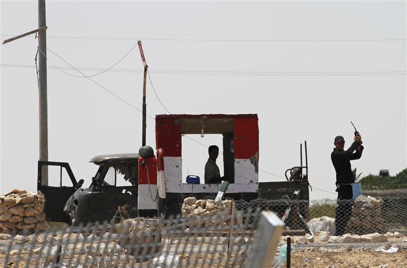 مصادر أمنية: إصابة مجند برصاص مجهولين في العريش بشمال سيناء
