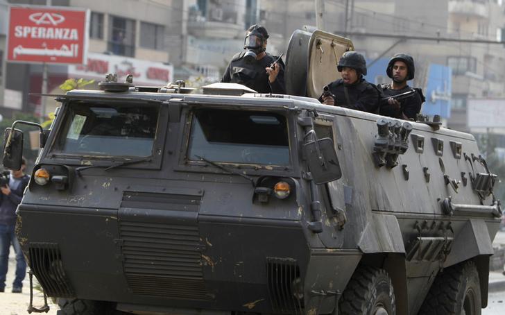 مصدر أمني: مقتل مجندين اثنين في هجوم على كمين بالمريوطية بحي الهرم